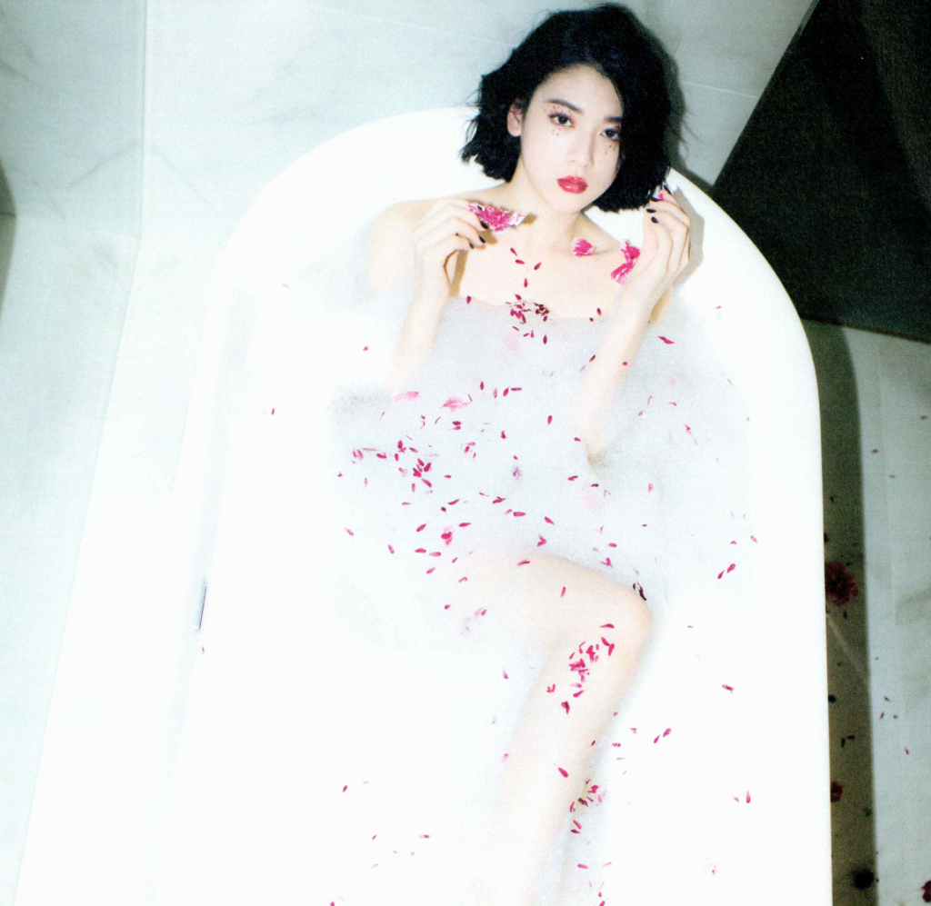 三吉彩花フォトブック みよしーくれっと插图 三吉彩花フォトブック みよしーくれっと插图