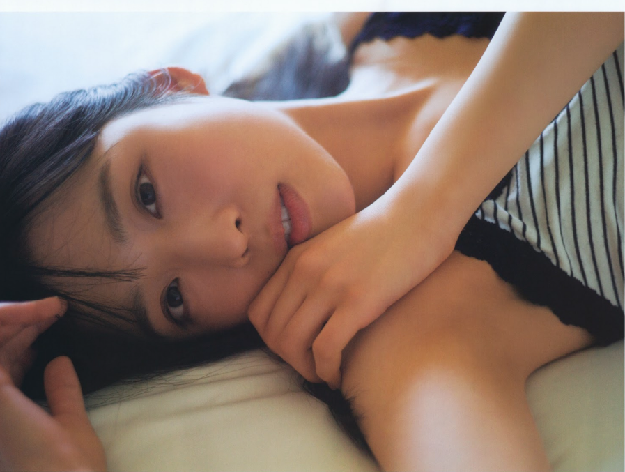 AKB48小栗有以1st写真集 君と出逢った日から插图